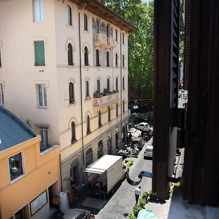 A Casa Di Miranda Roma
